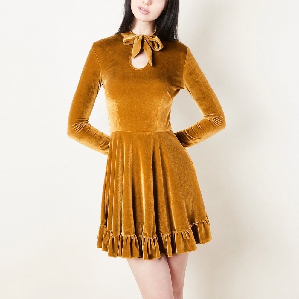 VALFRE Alicia Velvet Tie Neck Dress Mustard Yellow Retro Blogger Favorite